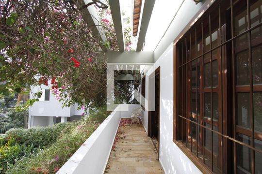 Varanda da Sala de casa à venda com 4 quartos, 250m² em Buritis, Belo Horizonte