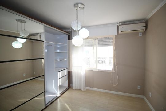 Quarto 1 de apartamento à venda com 1 quarto, 42m² em Passo D’areia, Porto Alegre