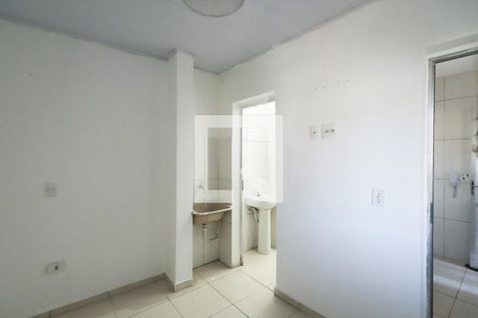 Sala/Quarto de kitnet/studio para alugar com 1 quarto, 20m² em Penha de França, São Paulo