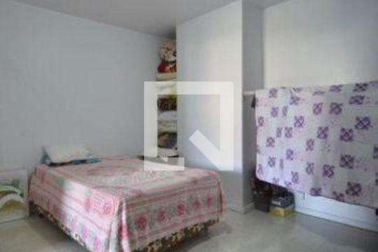 Quarto de casa para alugar com 11 quartos, 700m² em Santa Tereza, Porto Alegre