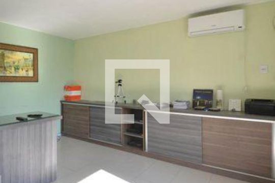 Sala de casa para alugar com 11 quartos, 700m² em Santa Tereza, Porto Alegre