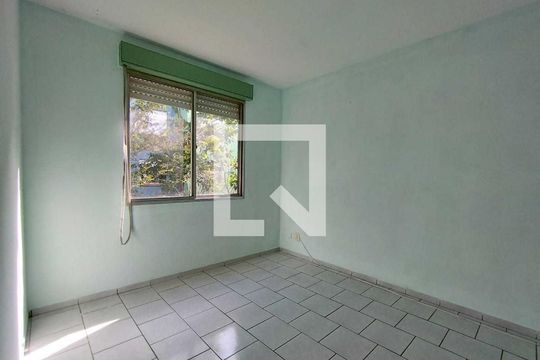 Quarto de apartamento para alugar com 2 quartos, 50m² em Canudos, Novo Hamburgo