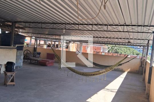 Área externa de kitnet/studio para alugar com 1 quarto, 25m² em Vargem Grande, Rio de Janeiro