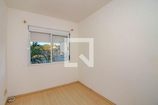 Quarto 1 de apartamento à venda com 3 quartos, 69m² em Vila Ipiranga, Porto Alegre