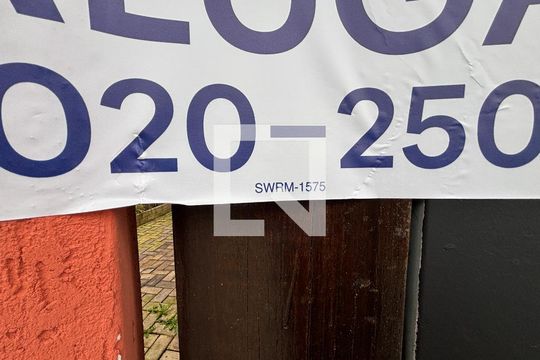 Placa de casa para alugar com 2 quartos, 240m² em Centro, Ribeirão Pires