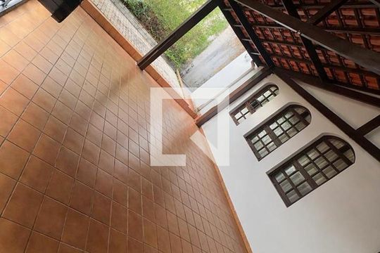 Área externa de casa de condomínio para alugar com 2 quartos, 240m² em Centro, Ribeirão Pires