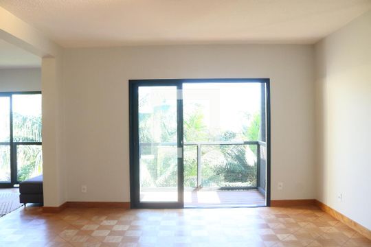 Sala de casa à venda com 3 quartos, 218m² em Vila Romana, São Paulo