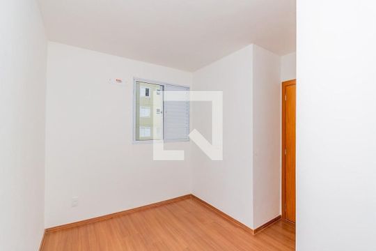 Quarto 1 de apartamento para alugar com 2 quartos, 44m² em Jardim Itu, Porto Alegre
