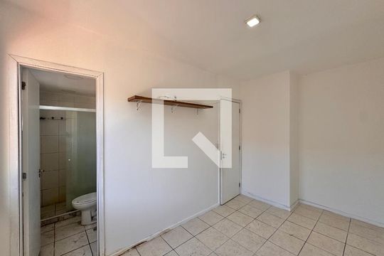 Suíte de apartamento para alugar com 3 quartos, 90m² em Vargem Grande, Rio de Janeiro