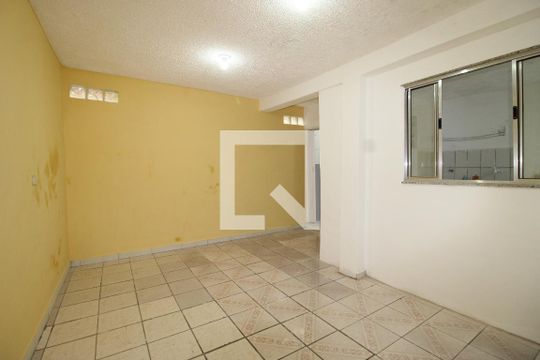 Quarto Suíte de casa para alugar com 1 quarto, 120m² em Conjunto Habitacional Santa Etelvina Ii, São Paulo