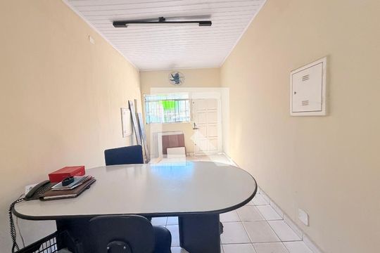 Quarto de casa para alugar com 4 quartos, 320m² em Brooklin, São Paulo
