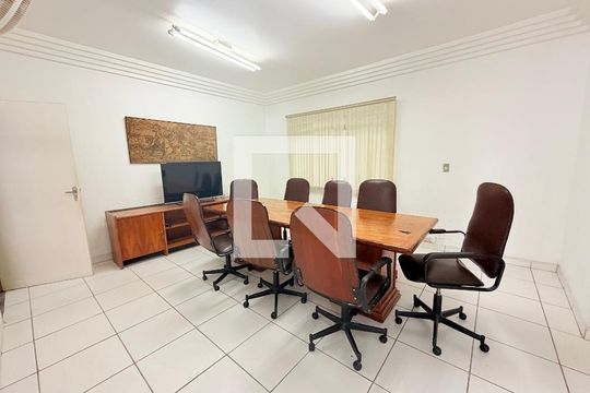 Quarto de casa para alugar com 4 quartos, 320m² em Brooklin, São Paulo
