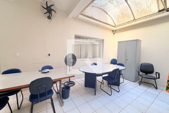 Quarto  de casa para alugar com 4 quartos, 320m² em Brooklin, São Paulo