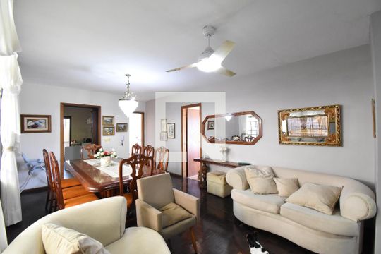 Sala 2 de casa à venda com 4 quartos, 220m² em Mossunguê, Curitiba