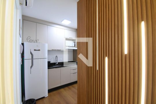 Studio de kitnet/studio para alugar com 1 quarto, 20m² em Centro Batel, Curitiba