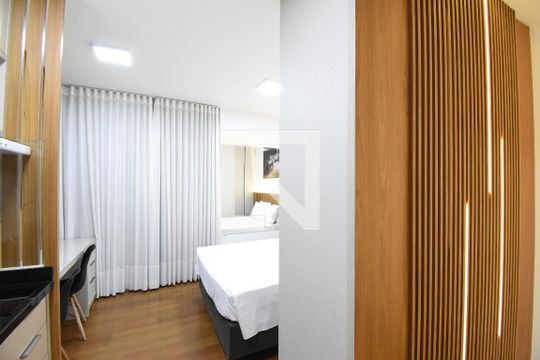 Studio de kitnet/studio para alugar com 1 quarto, 20m² em Centro Batel, Curitiba