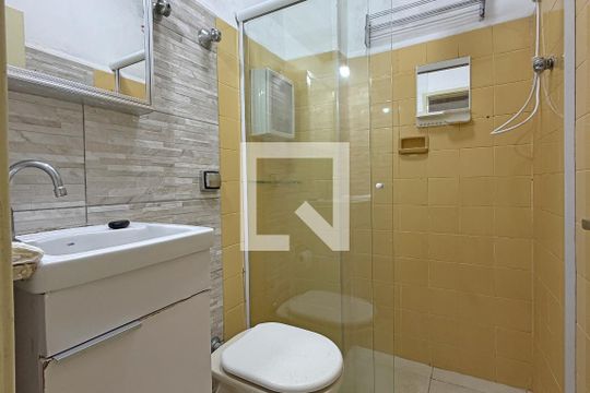 Banheiro/Área de serviço de apartamento para alugar com 1 quarto, 40m² em Embaré, Santos
