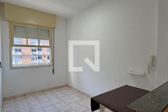 Apartamento para alugar com 1 quarto, 40m² em Embaré, Santos