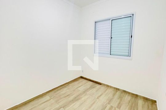 Quarto 2 de casa de condomínio para alugar com 2 quartos, 54m² em Parque Santo Afonso, Cotia