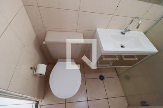 Banheiro  de apartamento para alugar com 3 quartos, 77m² em Parque Industrial Lagoinha, Ribeirão Preto