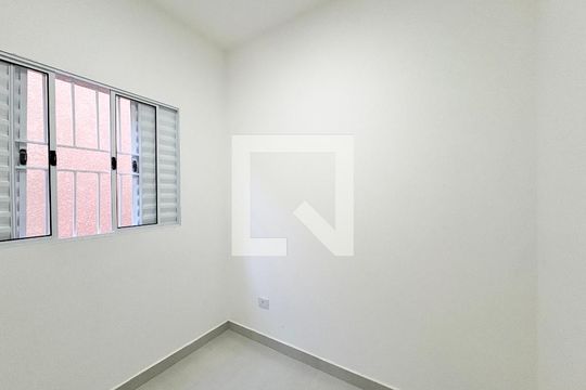 Quarto 1 de casa de condomínio para alugar com 2 quartos, 80m² em Jardim Mangalot, São Paulo