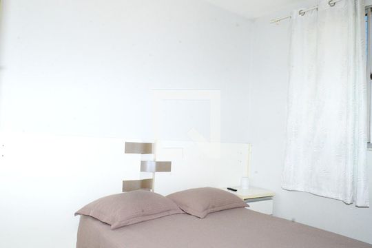 Quarto 1 de apartamento à venda com 2 quartos, 47m² em Pousada Santo Antonio, Belo Horizonte
