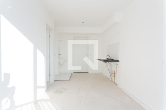 Sala / Cozinha de apartamento à venda com 1 quarto, 27m² em Parada Xv de Novembro, São Paulo