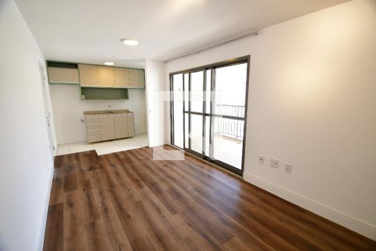 Sala de apartamento para alugar com 2 quartos, 67m² em Jardim Brasil, Campinas