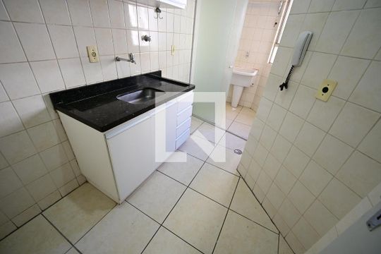 Cozinha de apartamento para alugar com 2 quartos, 62m² em Setor Bueno, Goiânia