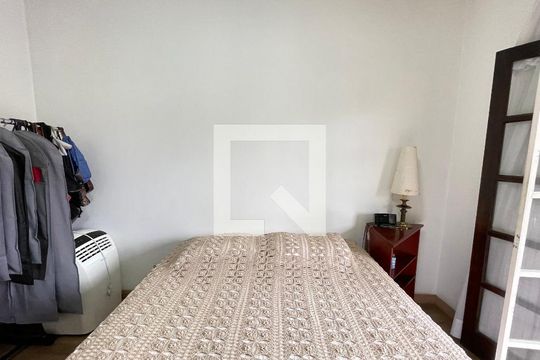 Quarto 1 de casa à venda com 3 quartos, 264m² em Vila Gomes, São Paulo