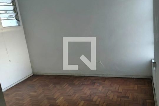 Sala de apartamento para alugar com 2 quartos, 50m² em Bom Pastor, Juiz de Fora