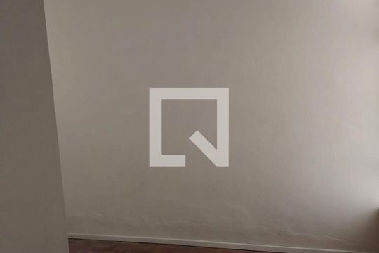 Sala de apartamento para alugar com 2 quartos, 50m² em Bom Pastor, Juiz de Fora