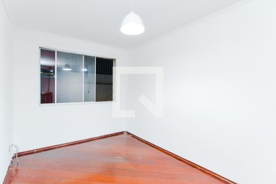 Sala de apartamento para alugar com 2 quartos, 80m² em Vila Tijuco, Guarulhos