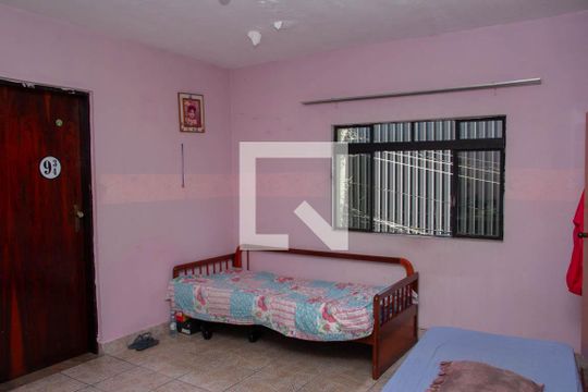 Casa à venda com 3 quartos, 268m² em Vila Ema, São Paulo