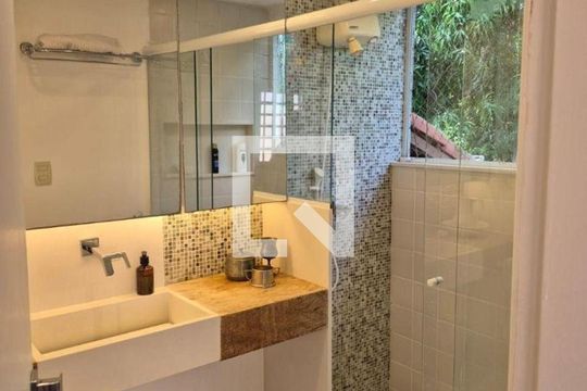 Casa à venda com 3 quartos, 119m² em Maria Paula, Niterói