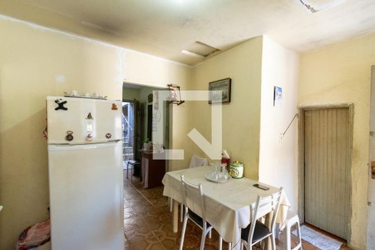 Cozinha de casa para alugar com 1 quarto, 150m² em Cidade Domitila, São Paulo
