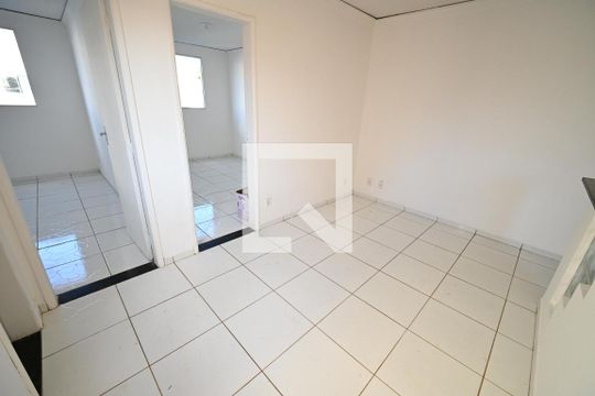 Cozinha de apartamento à venda com 2 quartos, 45m² em Condomínio Resindencial Marata, Goiânia