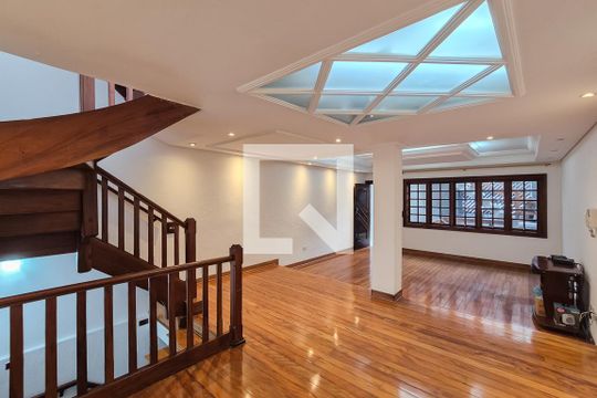 Sala de casa à venda com 3 quartos, 241m² em Parque Terra Nova Ii, São Bernardo do Campo