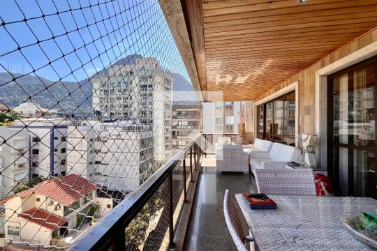 Varanda de apartamento à venda com 3 quartos, 280m² em Lagoa, Rio de Janeiro