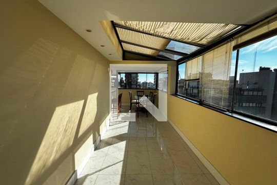 Apartamento para alugar com 2 quartos, 86m² em Mont’Serrat, Porto Alegre