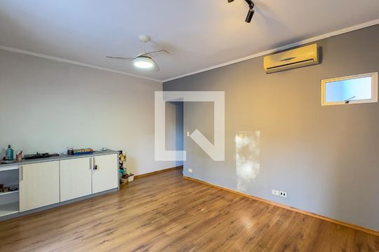 Quarto Suíte de casa para alugar com 2 quartos, 150m² em Jardim Caravelas, São Paulo