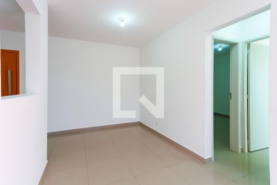sala  de apartamento para alugar com 2 quartos, 50m² em Parque Assuncao, Taboão da Serra