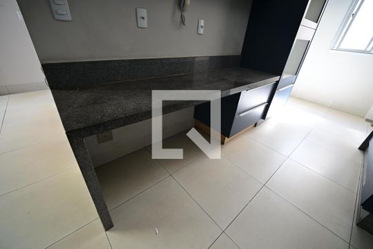 Apartamento para alugar com 3 quartos, 85m² em Setor Bela Vista, Goiânia