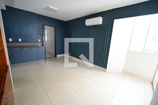 Apartamento para alugar com 3 quartos, 85m² em Setor Bela Vista, Goiânia