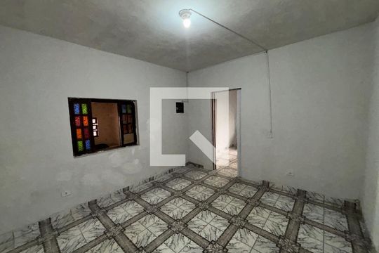 Quarto 1 de casa para alugar com 2 quartos, 85m² em Santa Luzia, Ribeirão Pires