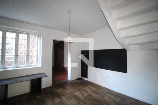 Sala de apartamento à venda com 2 quartos, 190m² em Floresta, Porto Alegre