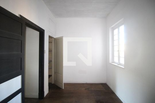 Sala 2 de apartamento à venda com 2 quartos, 190m² em Floresta, Porto Alegre