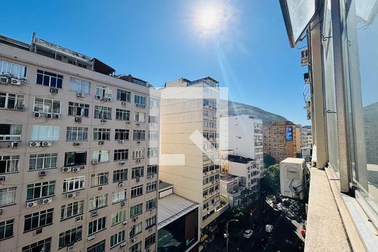 Apartamento para alugar com 2 quartos, 56m² em Copacabana, Rio de Janeiro