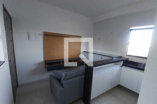 Sala de apartamento para alugar com 2 quartos, 45m² em Vila Bela, São Paulo