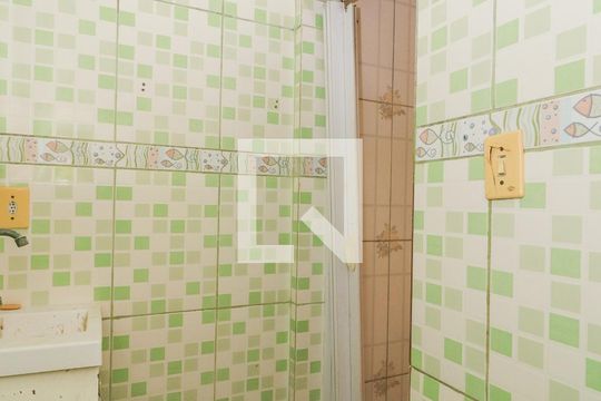 Banheiro de casa para alugar com 1 quarto, 42m² em Realengo, Rio de Janeiro